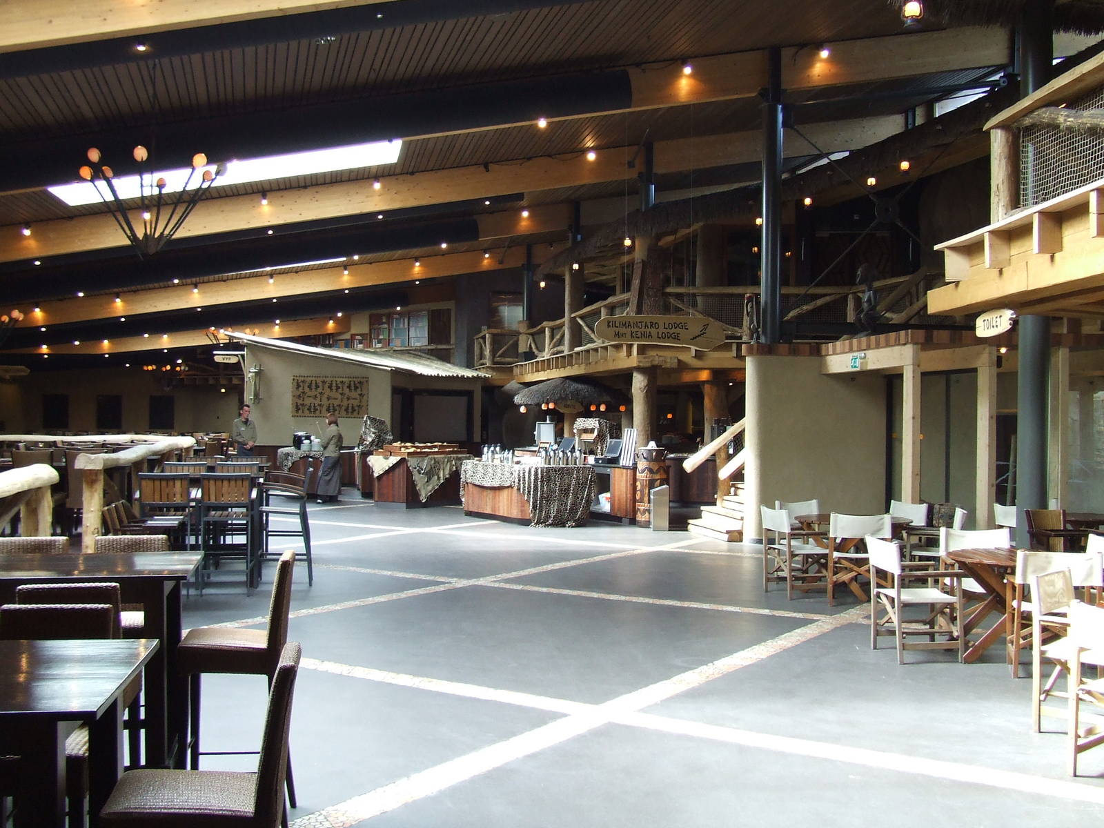 Safari Meeting Centre, Burgers Safari