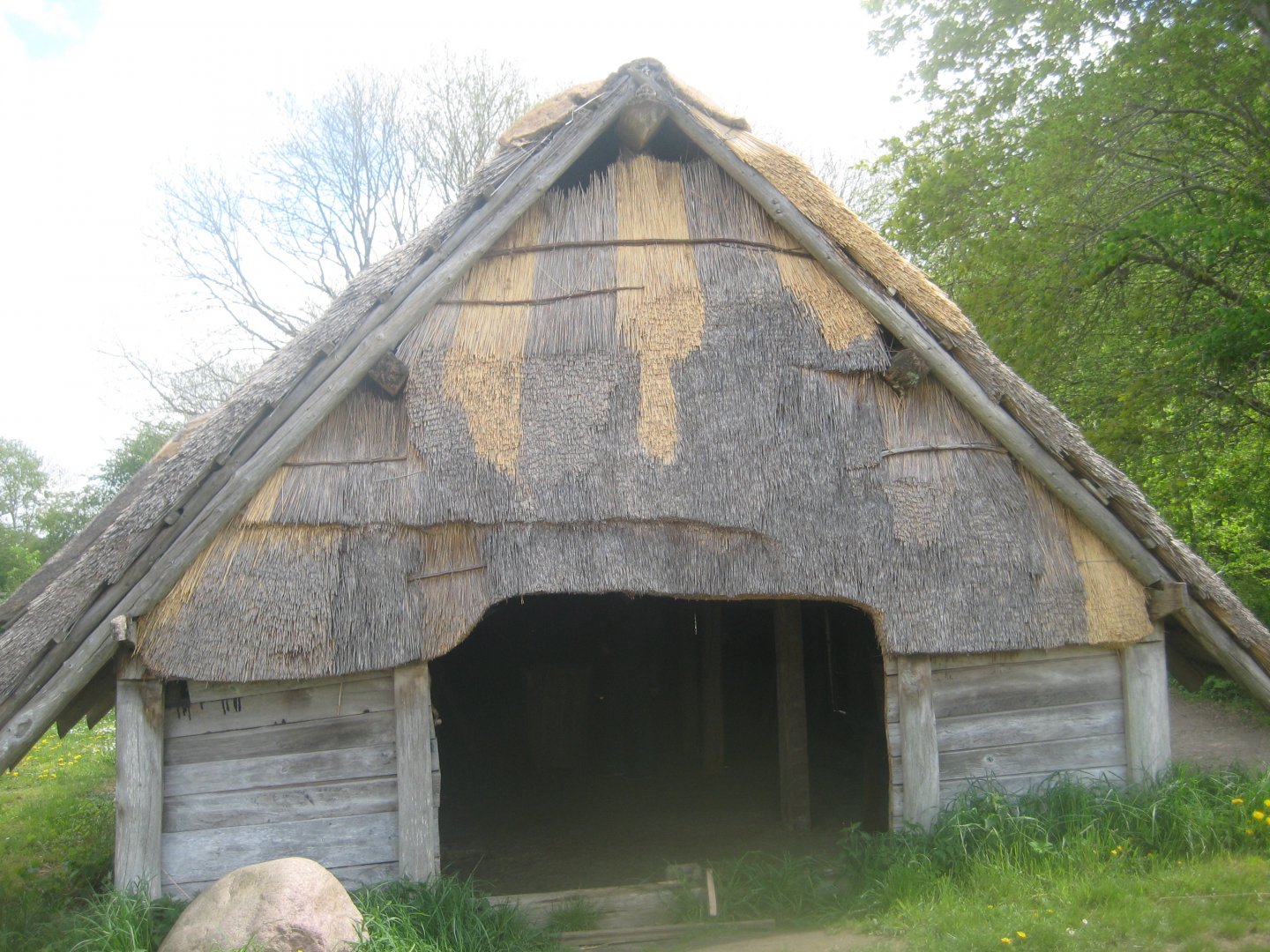 Sagnlandet Lejre - Viking forest house