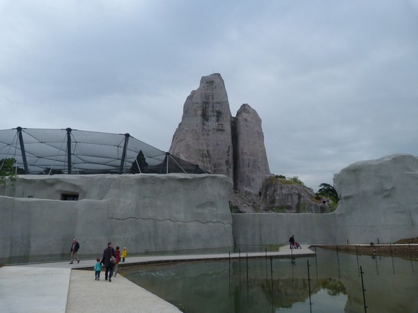 Sahel; Great Aviary exterior