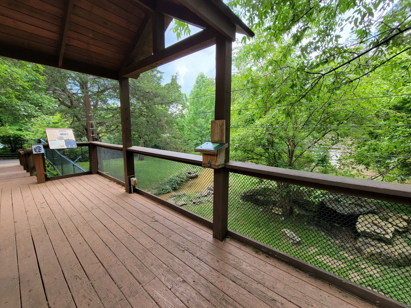 Salato - Bear viewing platform