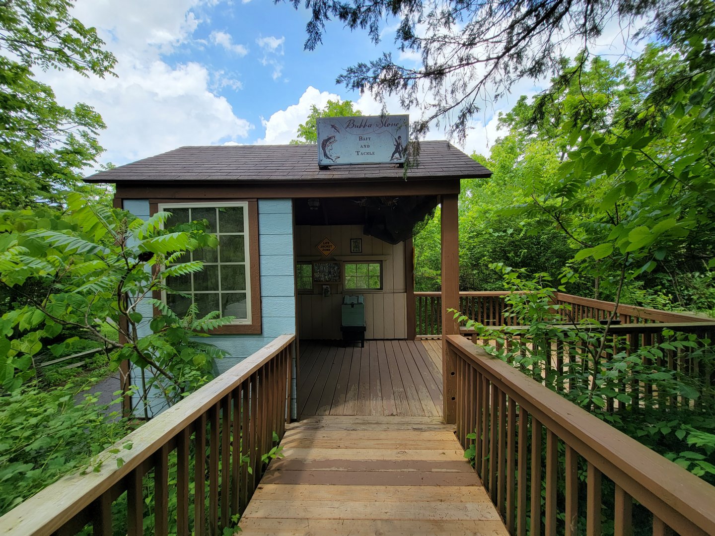 Salato - Pretend bait & tackle shack