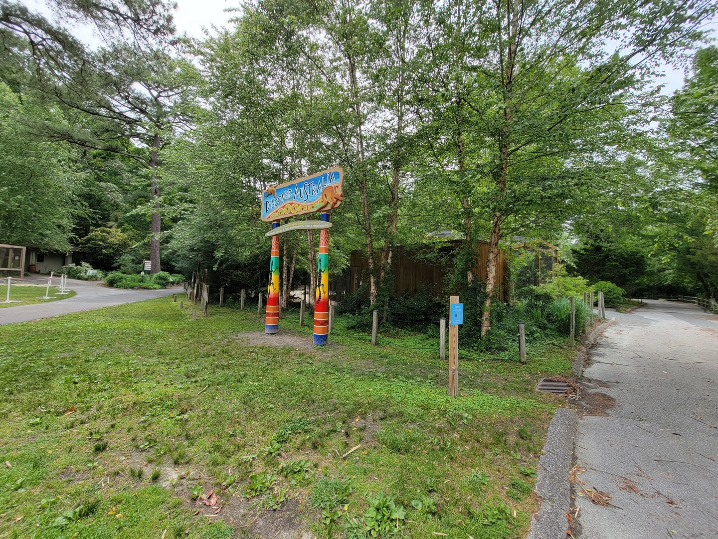 Salisbury - Discover Australia (3 exhibits)