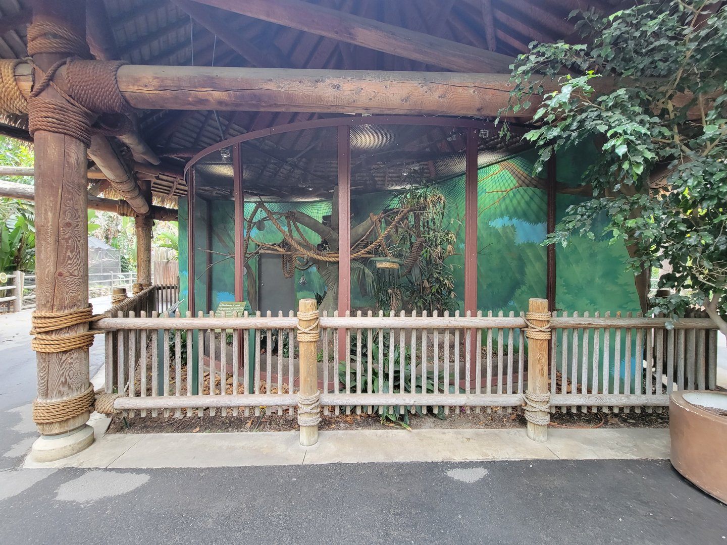 Santa Ana Zoo - Emperor tamarin exhibit