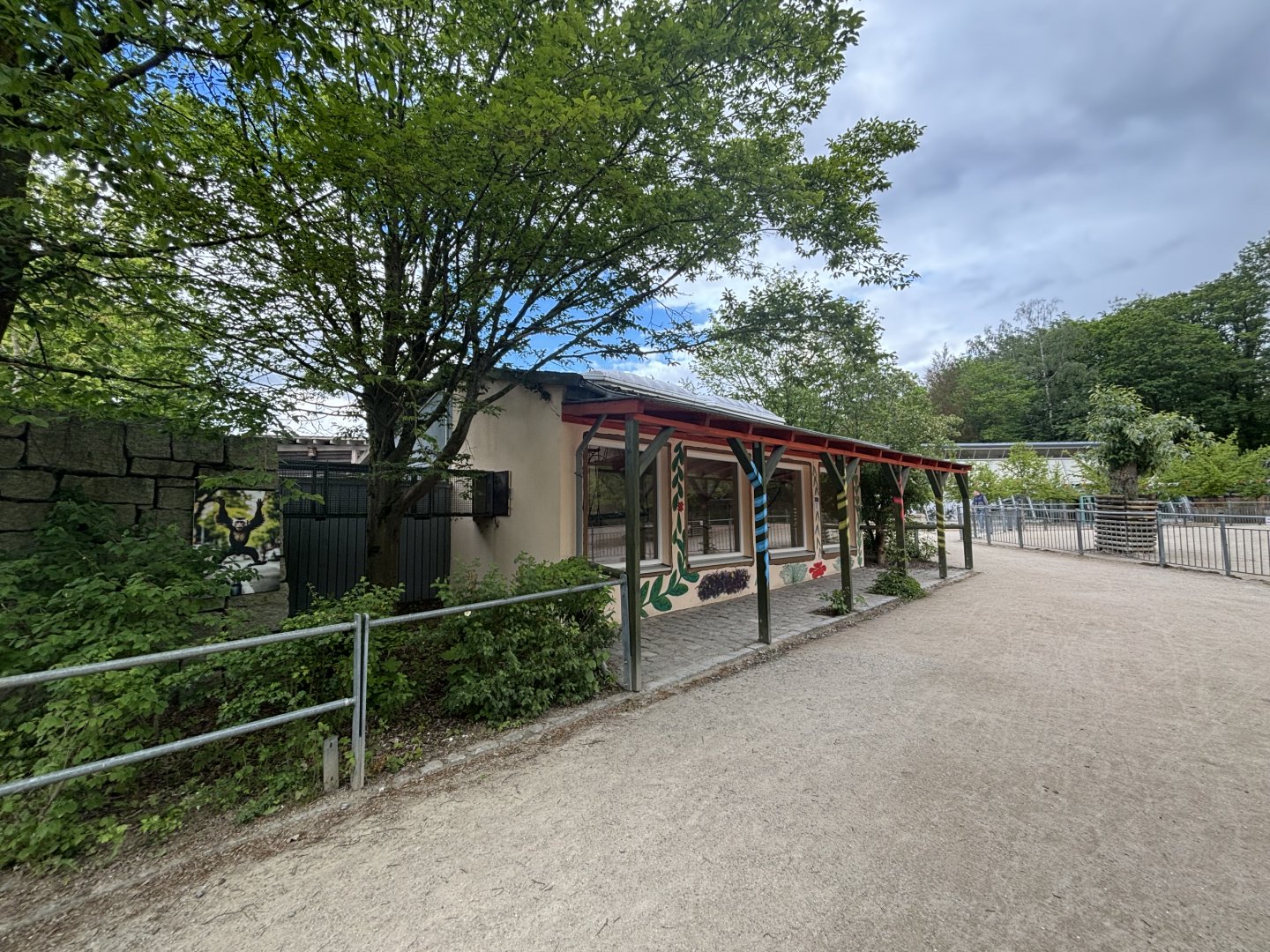 Sapajus sp. Indoor Quarters at Zoologischer Garten Hof