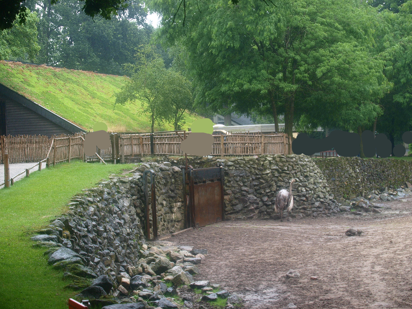Savanna exhibit - Gate and passage to stables, 2015-07-19