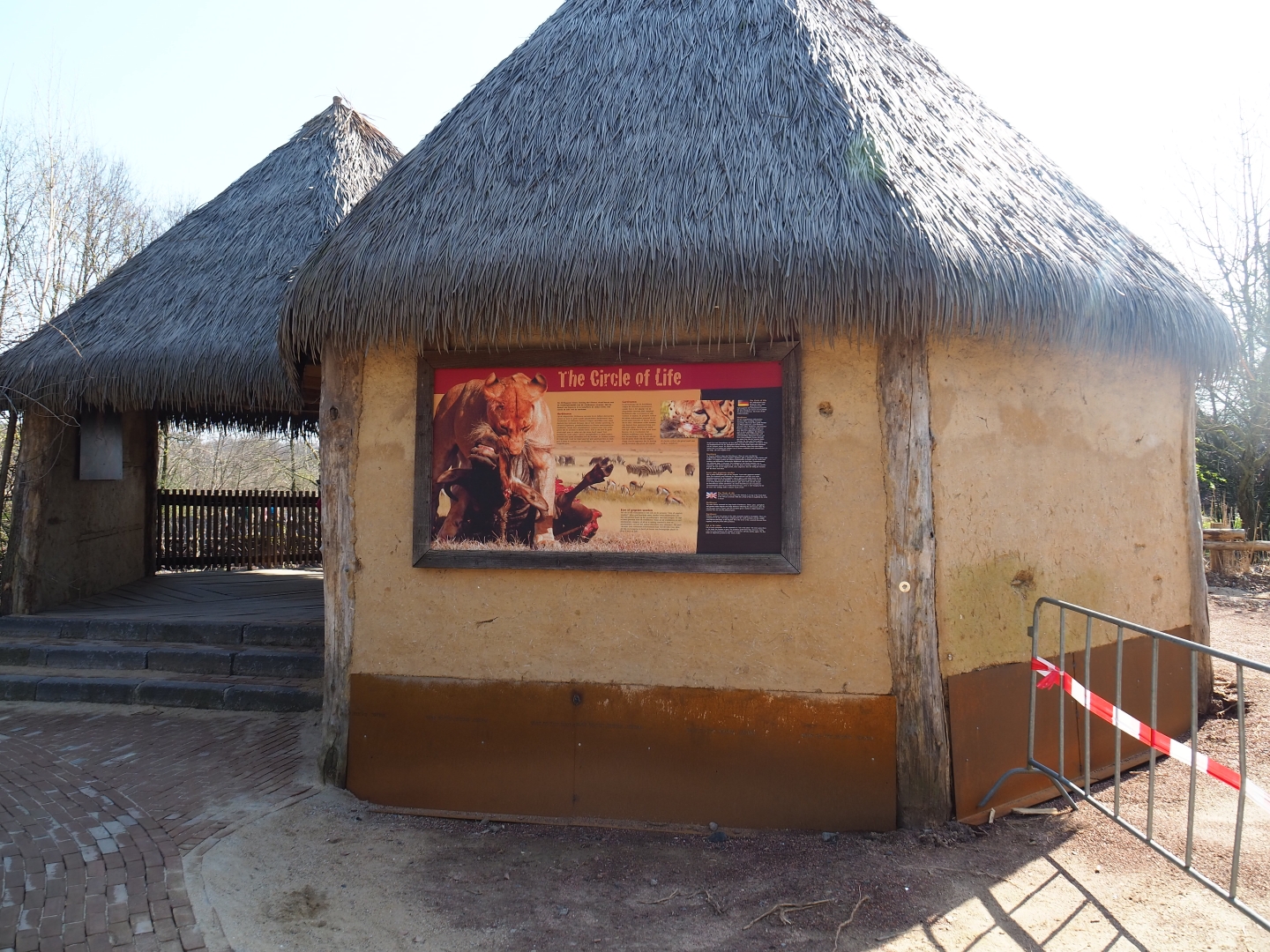 Savanna paddock viewing area, 2019-03-30