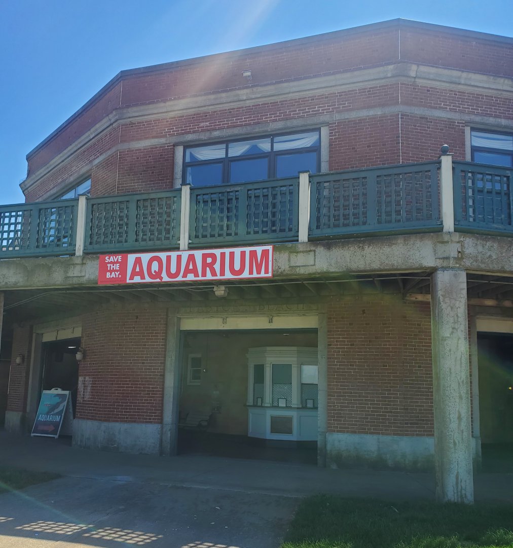 Save The Bay Aquarium (2022) - Building front