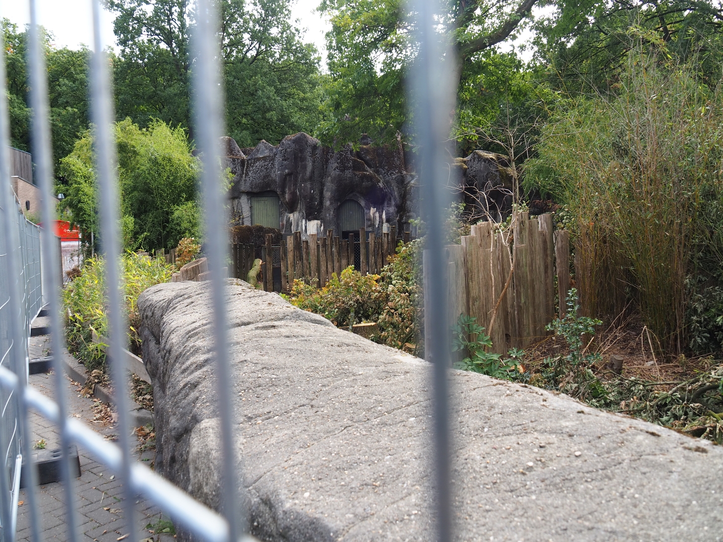 Say goodbye to these old exhibits... (Sep 16th, 2018)