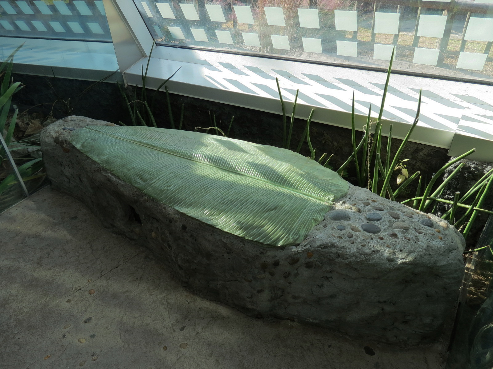 Scaly Slimy Spectacular - Main Building Bench Detail