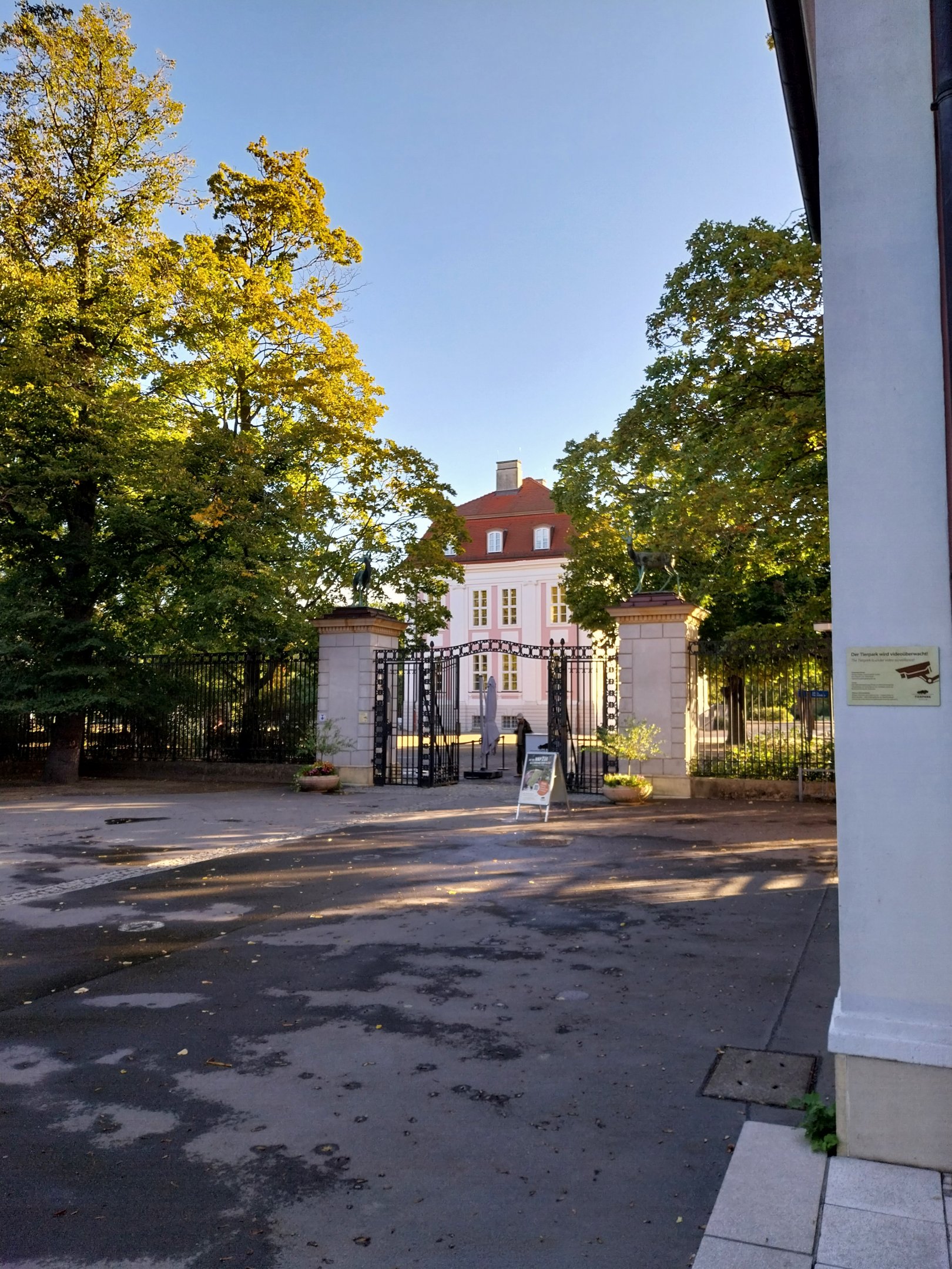 Schloss entrance