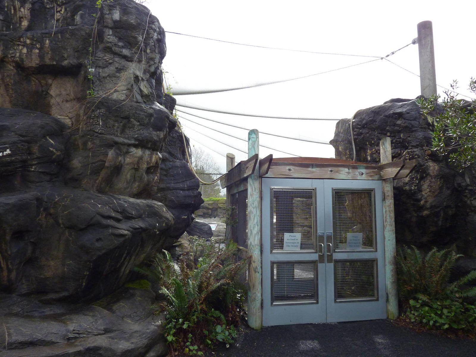 Sea Bird Aviary - Entrance