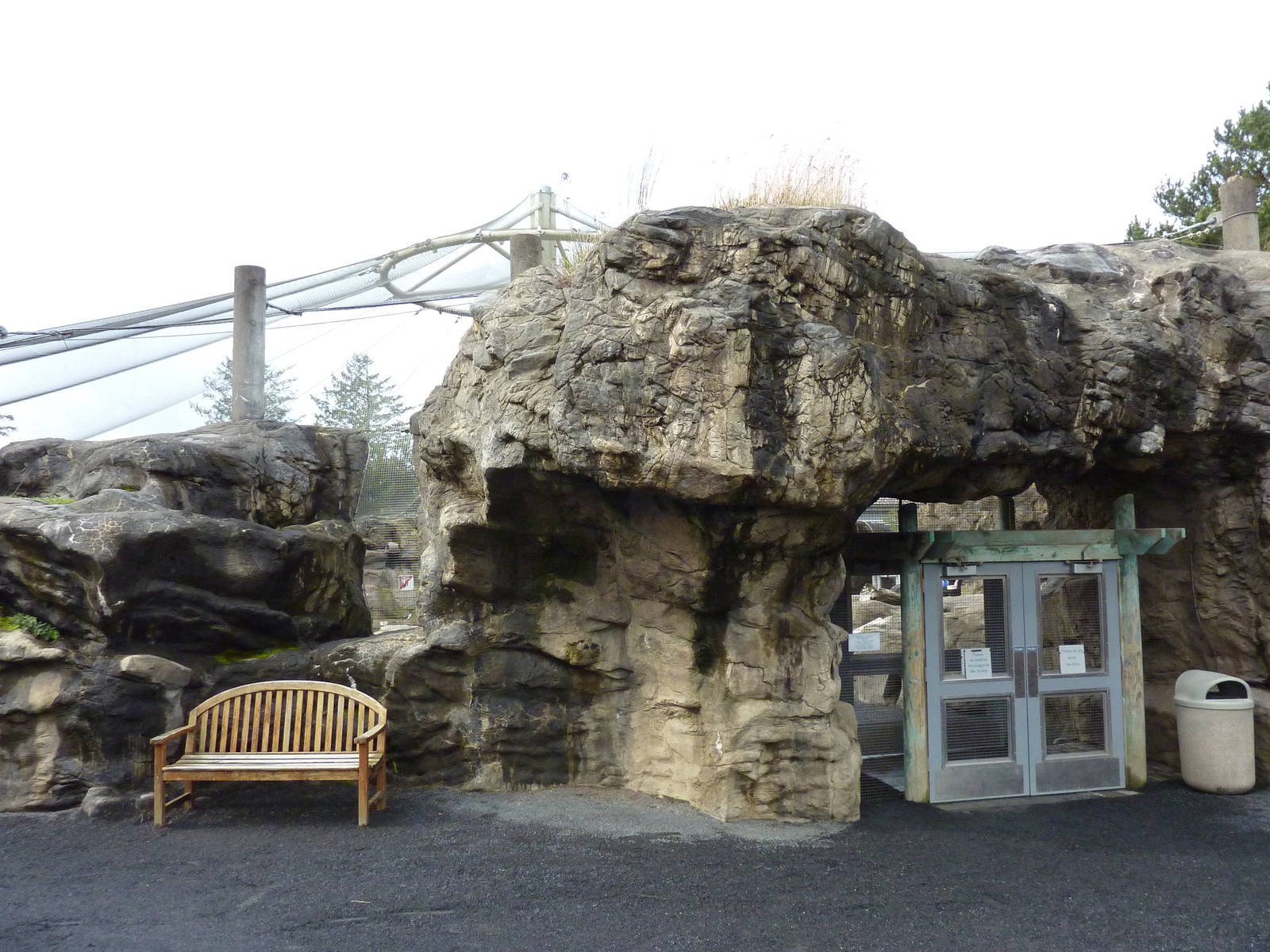 Sea Bird Aviary - Entrance