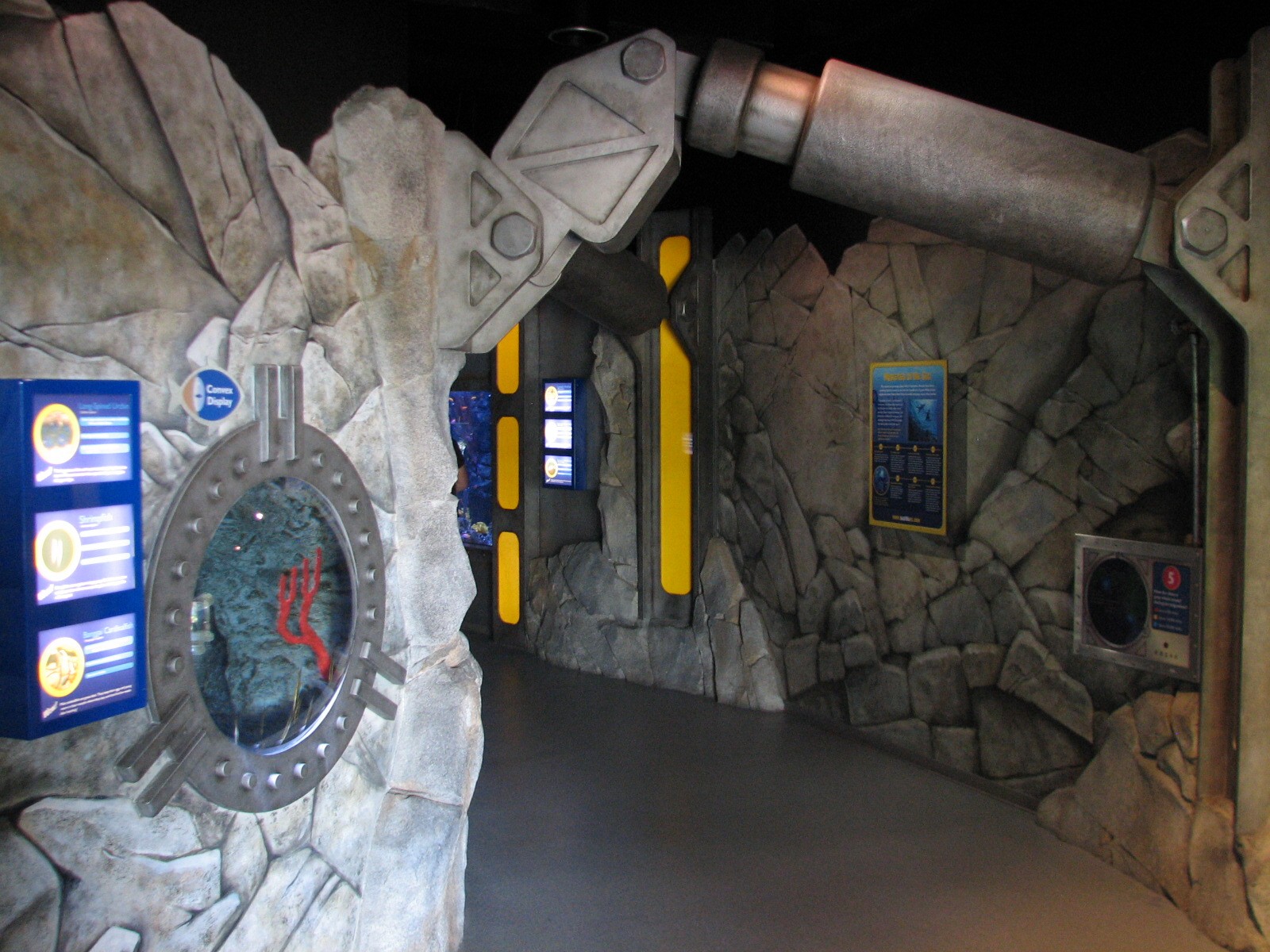 SEA LIFE Lab - Entry