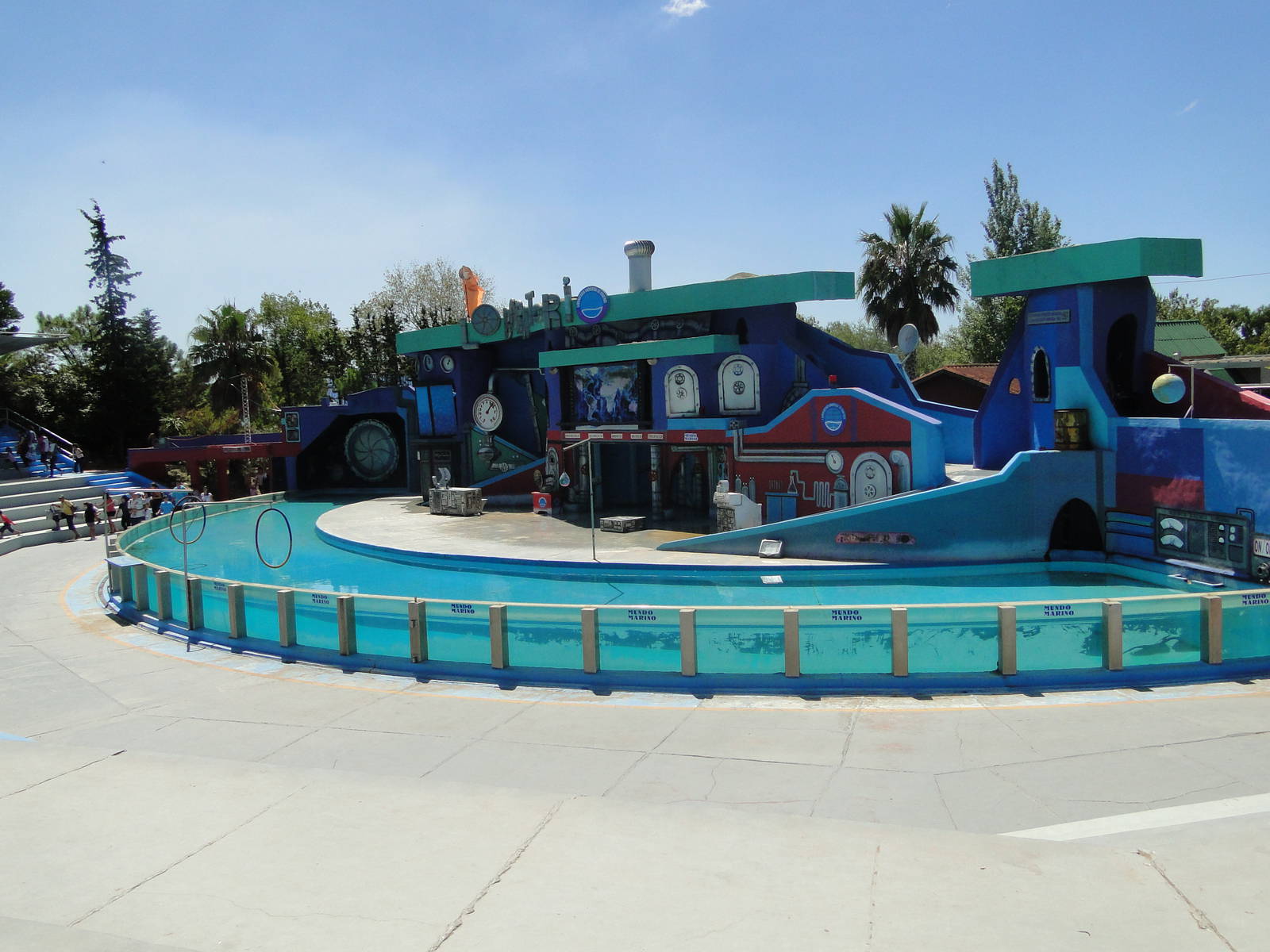 Sea Lion And Elephant Seal Stadium