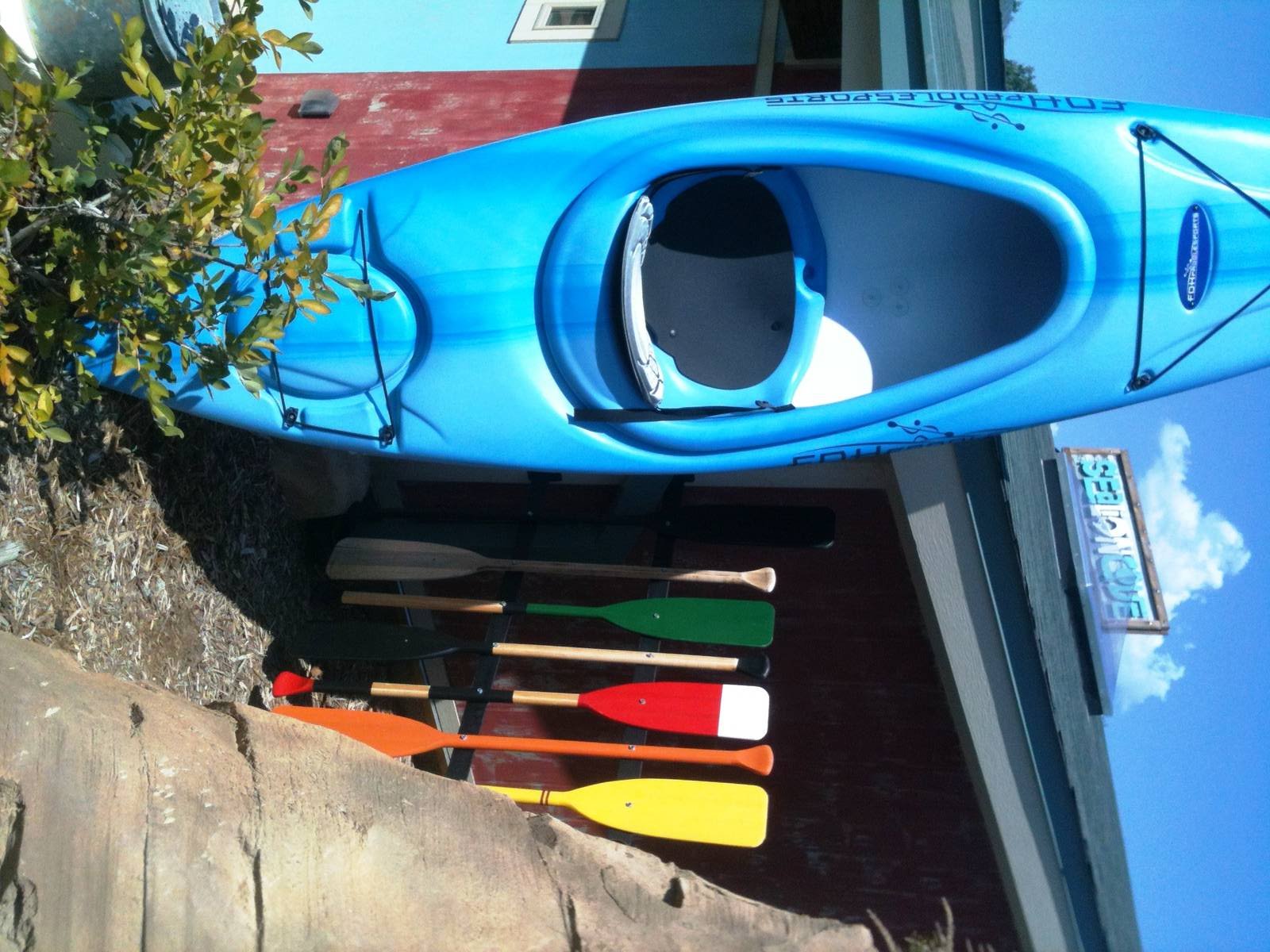 Sea Lion Cove theming