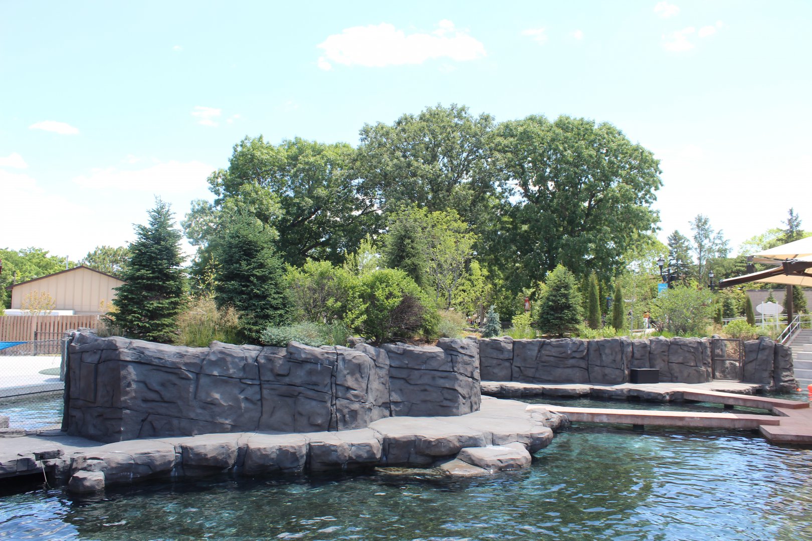 Seal and Sea Lion Amphitheater Exhibit - Como Harbor