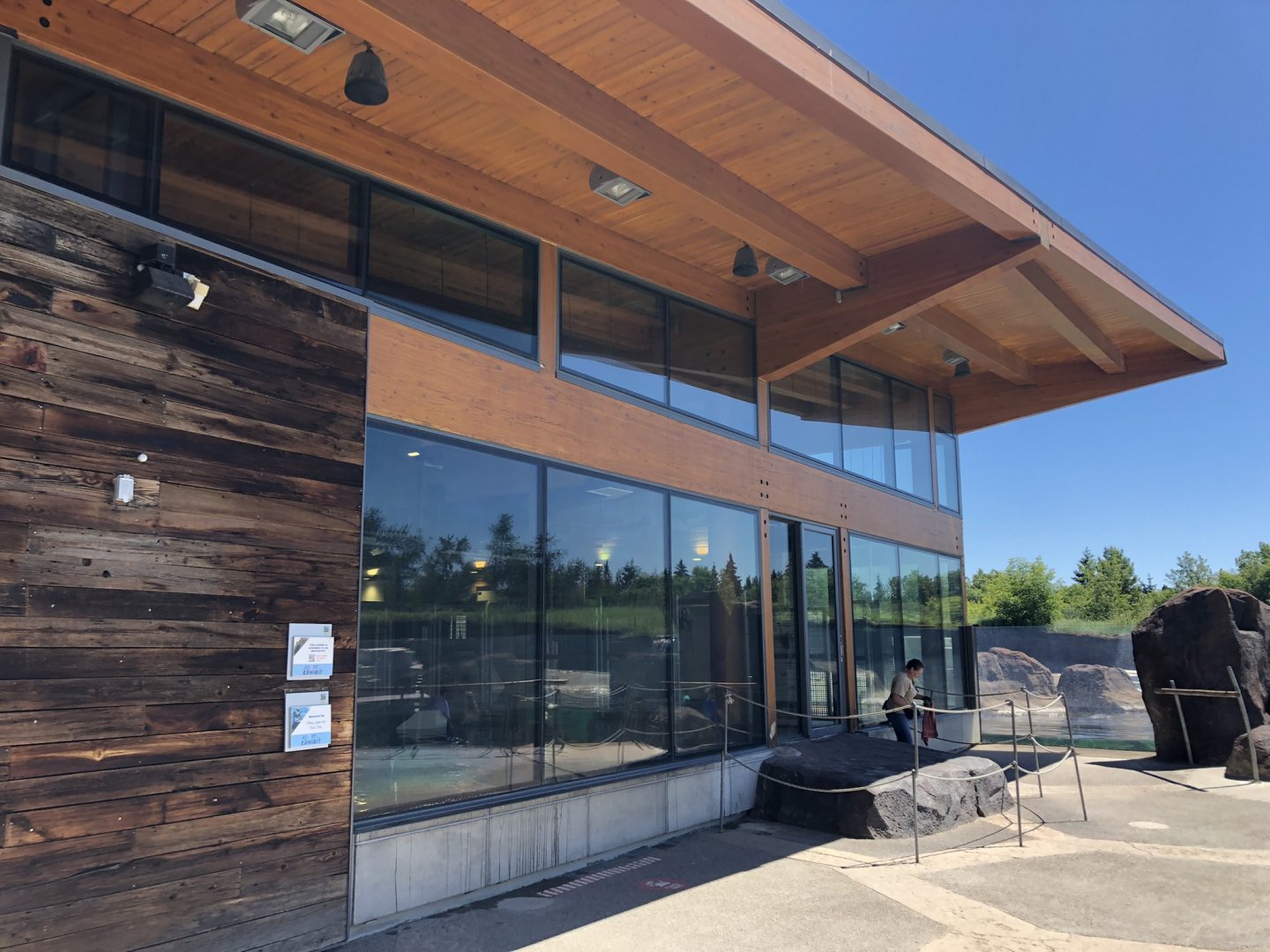 Seal Building at Edmonton Valley Zoo (July 2022)