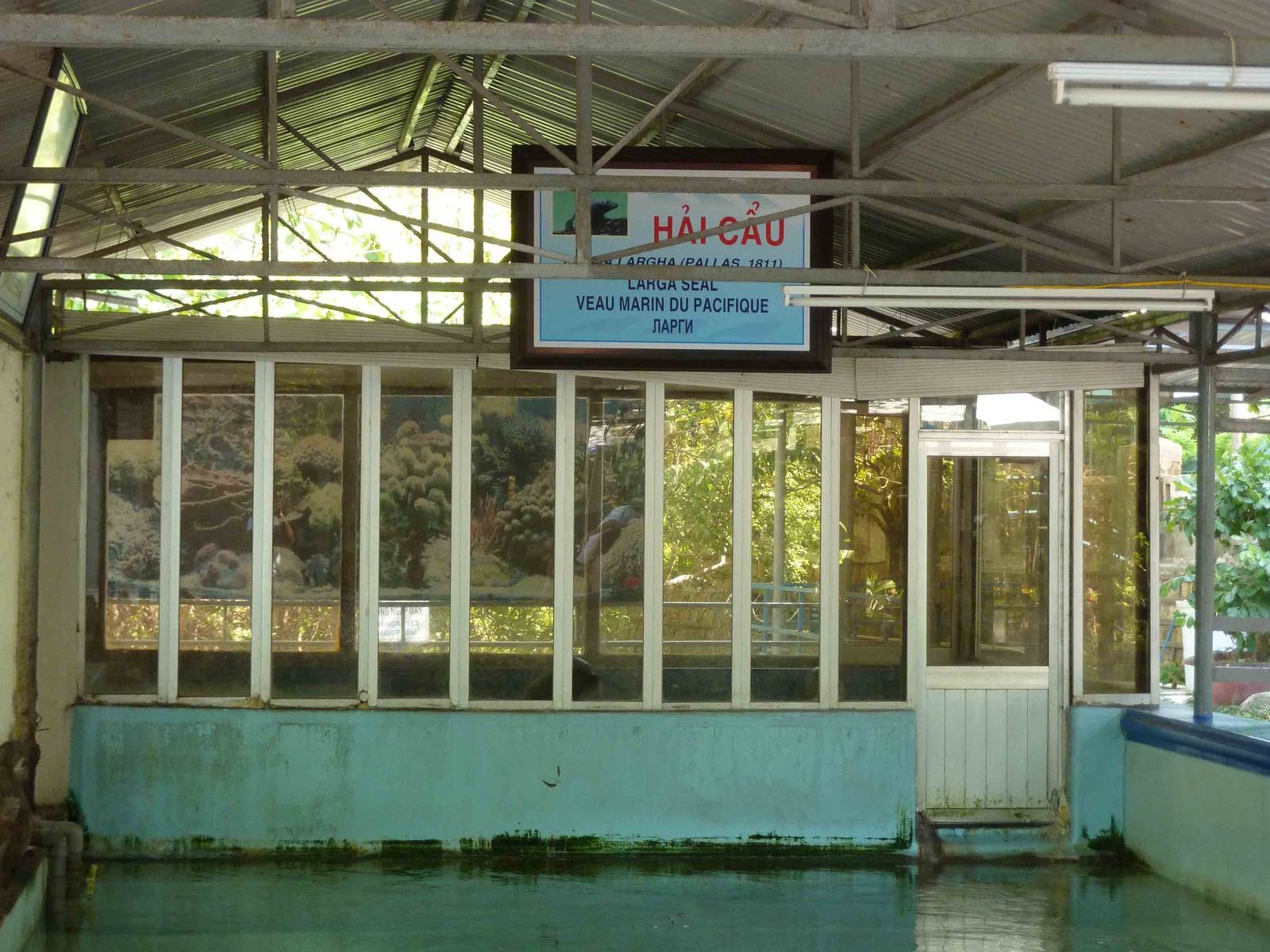 Seal enclosure, May 2013.