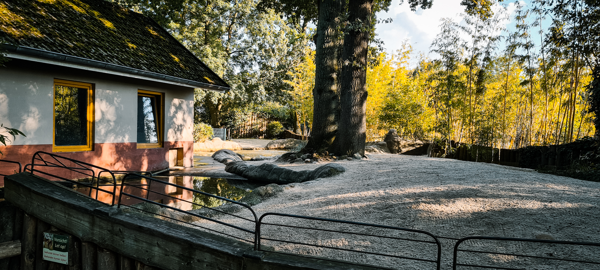 Seal house and land part