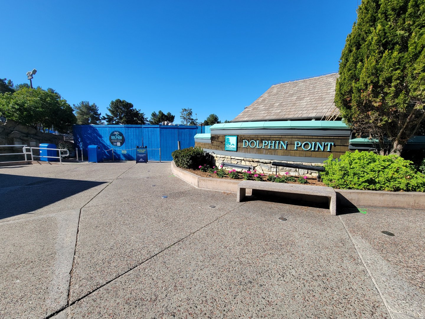 SeaWorld San Diego - Dolphin Point closed