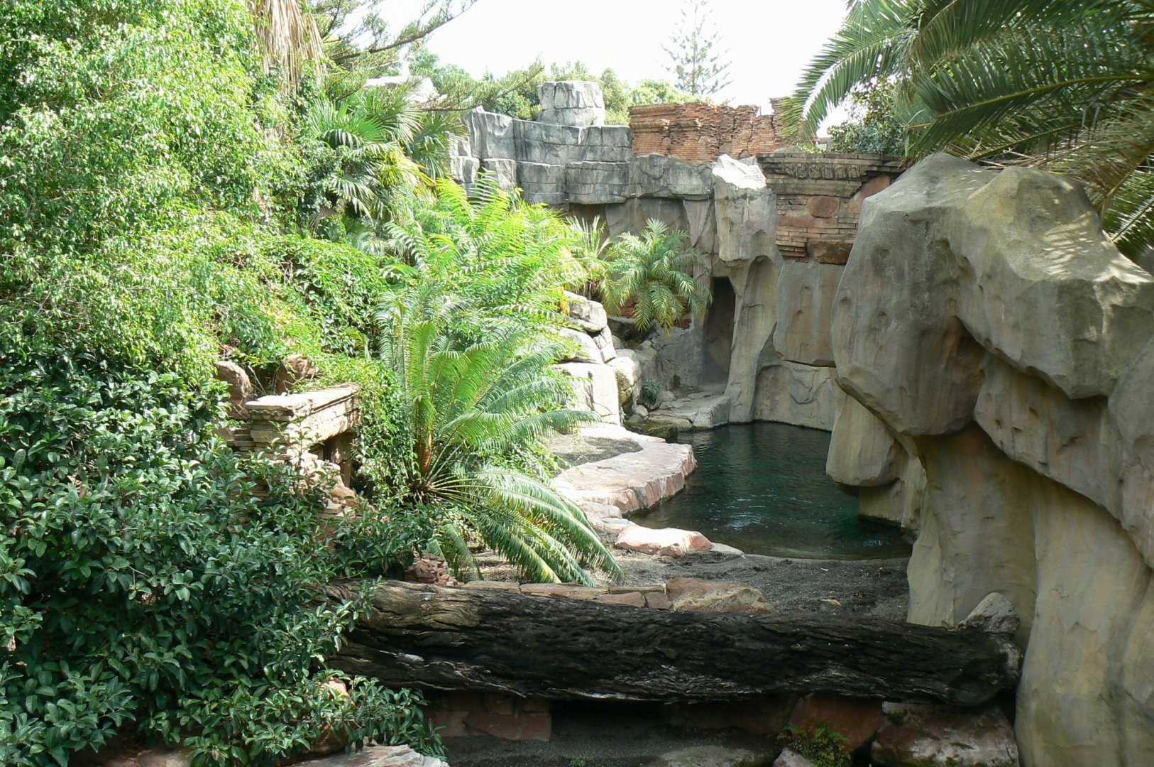 Second false gharials exhibit