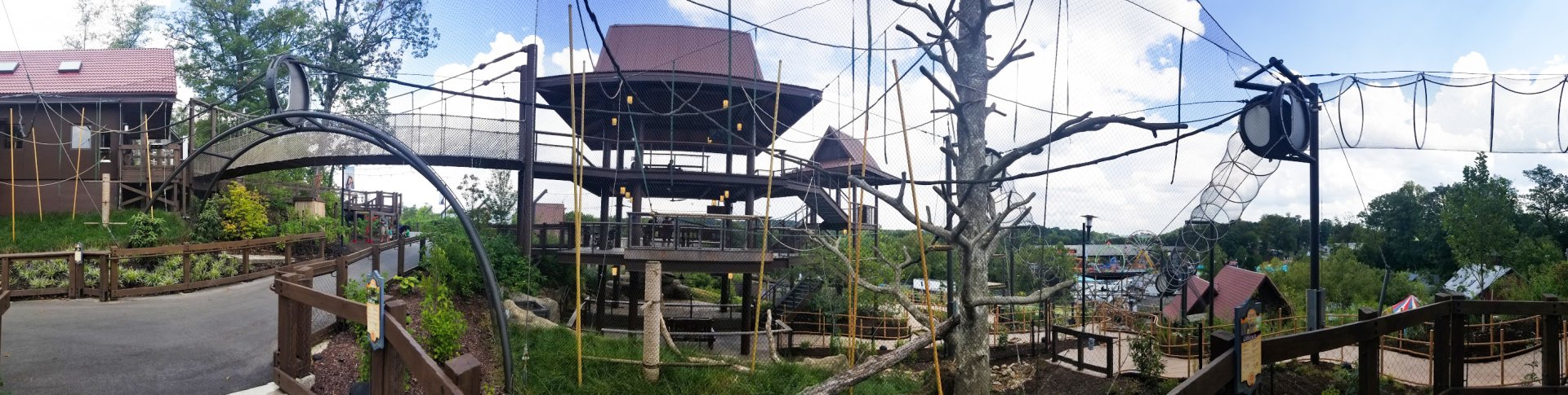 Sep. 2018 - Asian Trek  - Gibbon Trails + Langur Landing Tunnel System Panorama