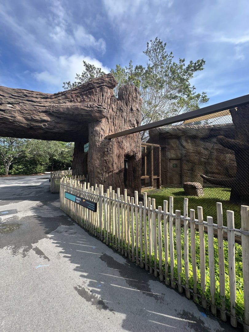 Sep. 2025 - Ambassador Animal Yard (Empty)