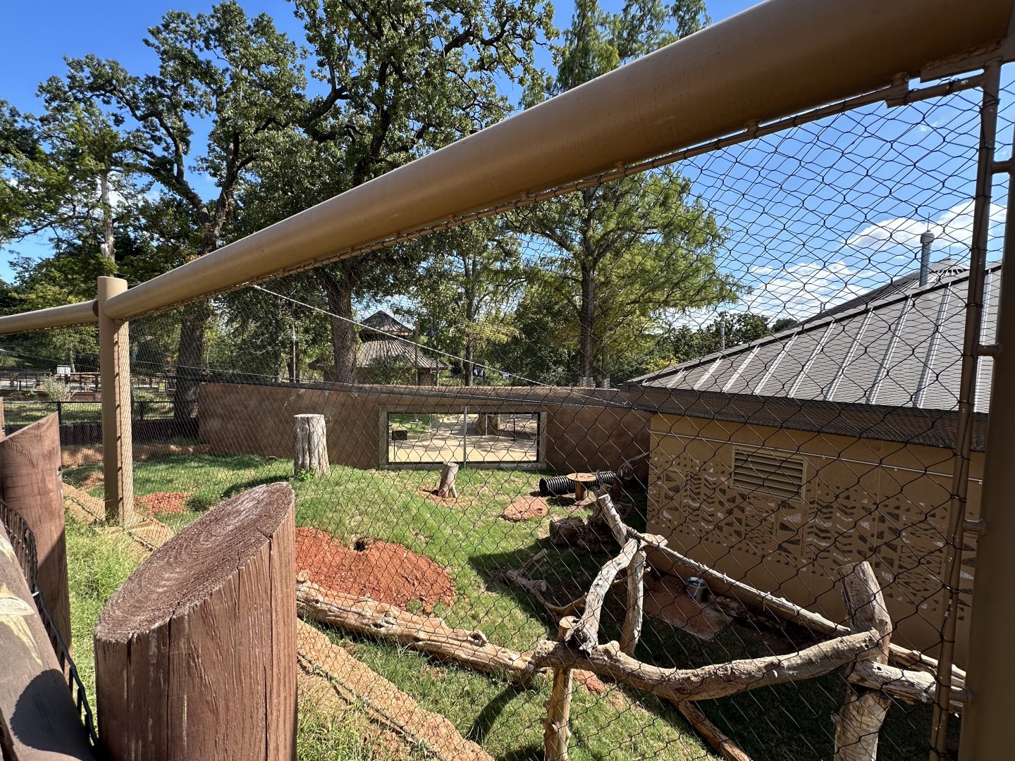 Sep. 2025 - Expedition Africa - Honey Badger Enclosure