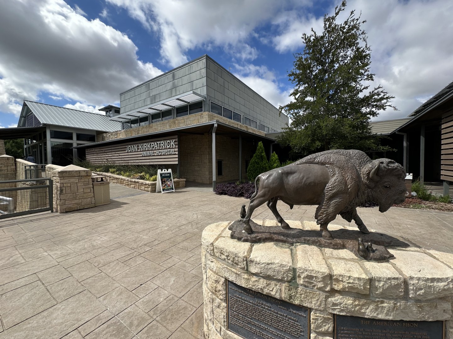 Sep. 2025 - Oklahoma Trails - Bison Statue & Animal Hospital