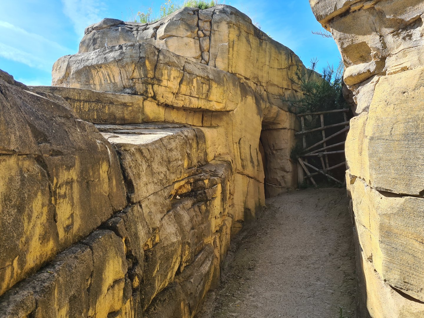 Serenga - Adventure path to Hippo viewing area