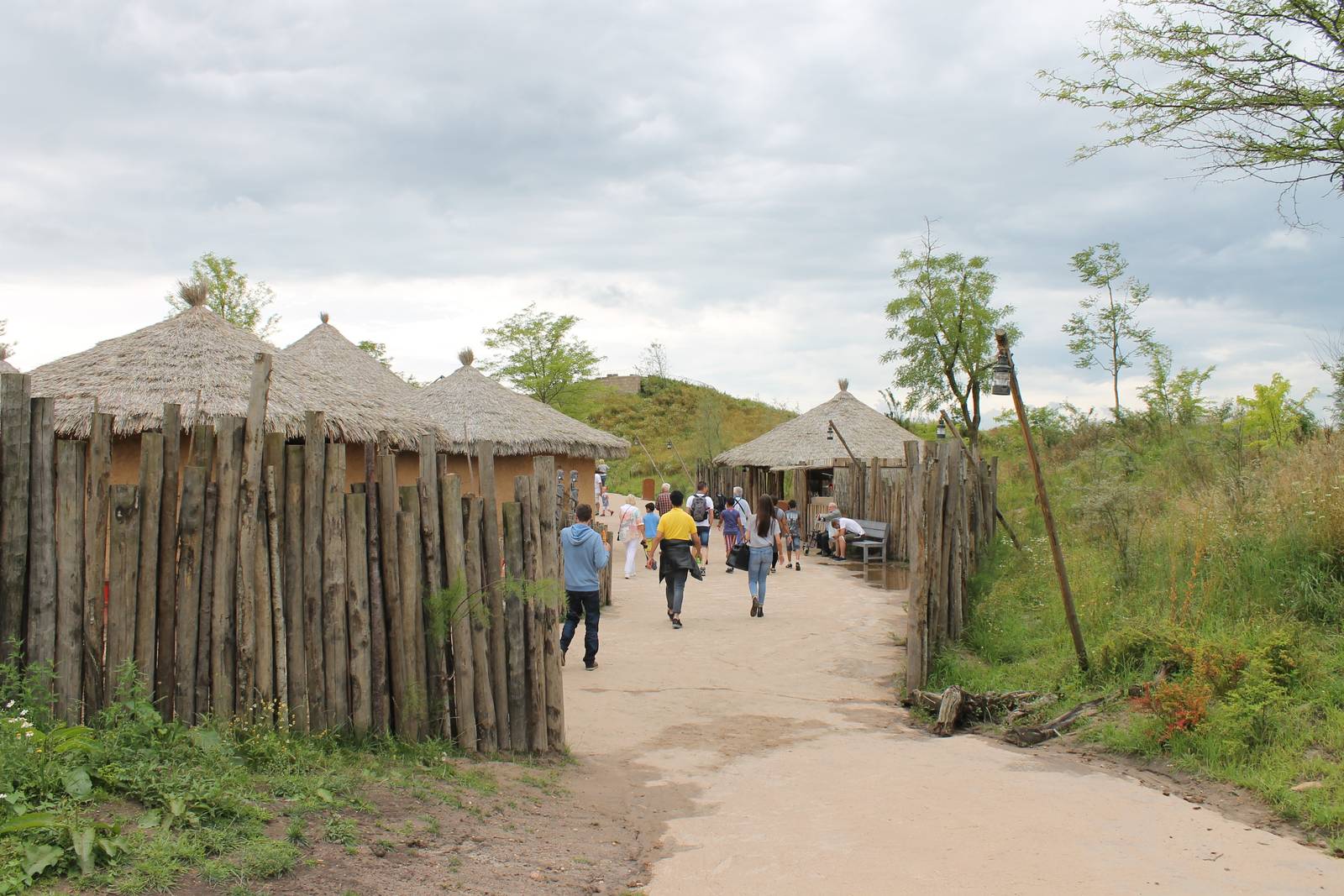 SERENGA : African village