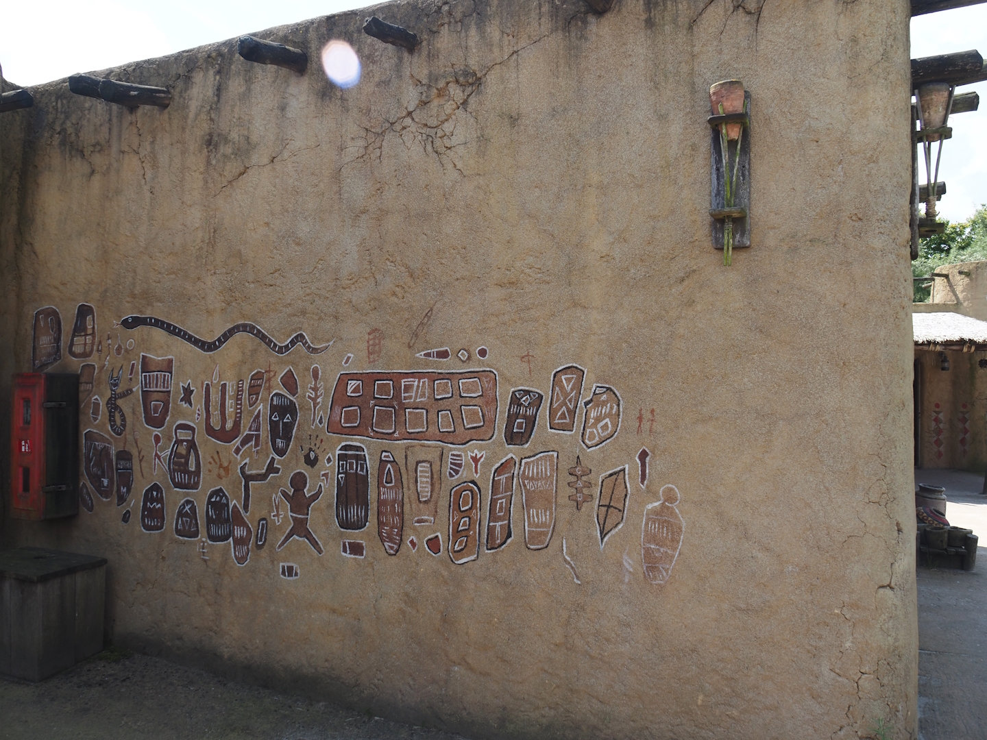 Serenga - Dogon Village murals, 2024-06-23
