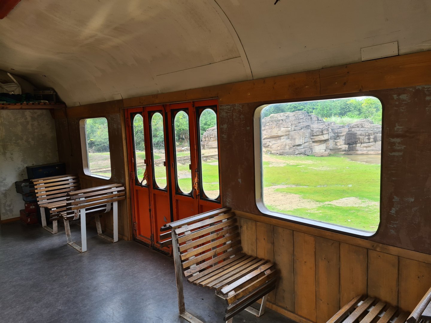 Serenga - train viewing point