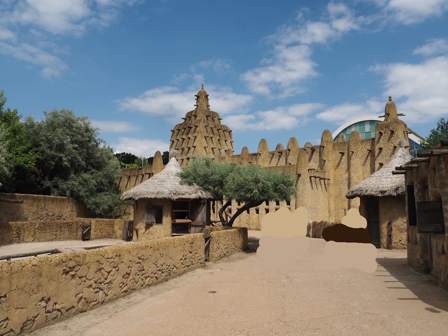 Serenga - View in Dogon village, 2024-06-23