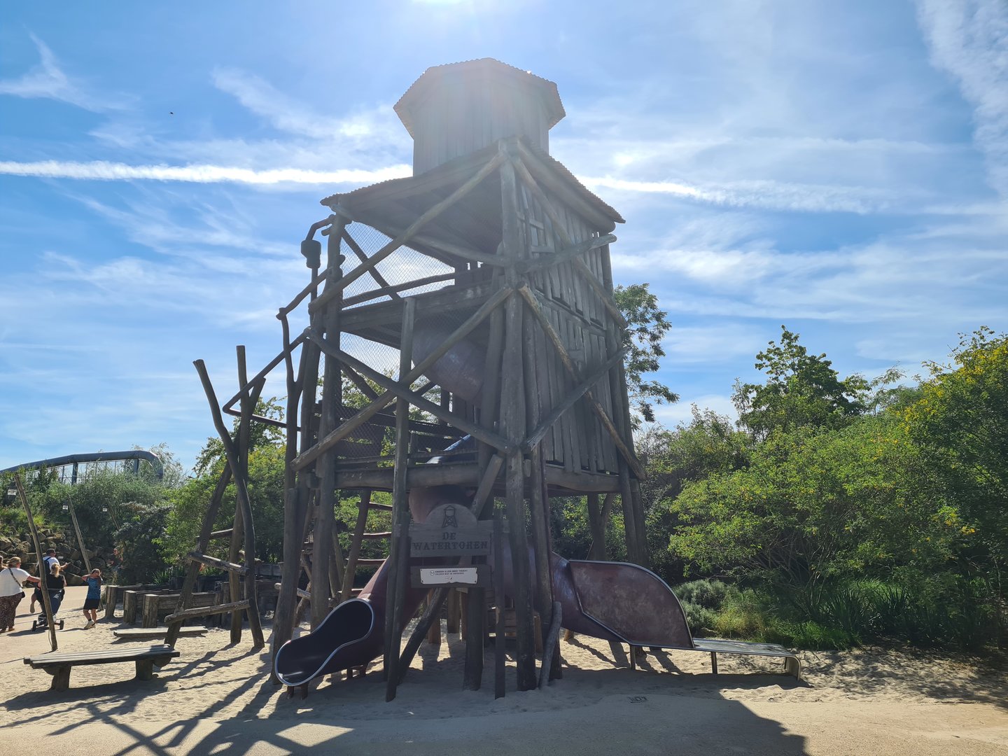 Serenga - Watertower playground