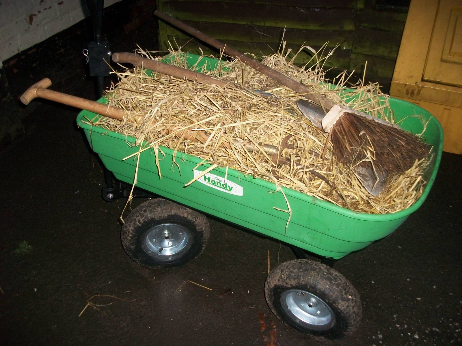 Sewerby Zoo, new zoo cart 24th November 2012