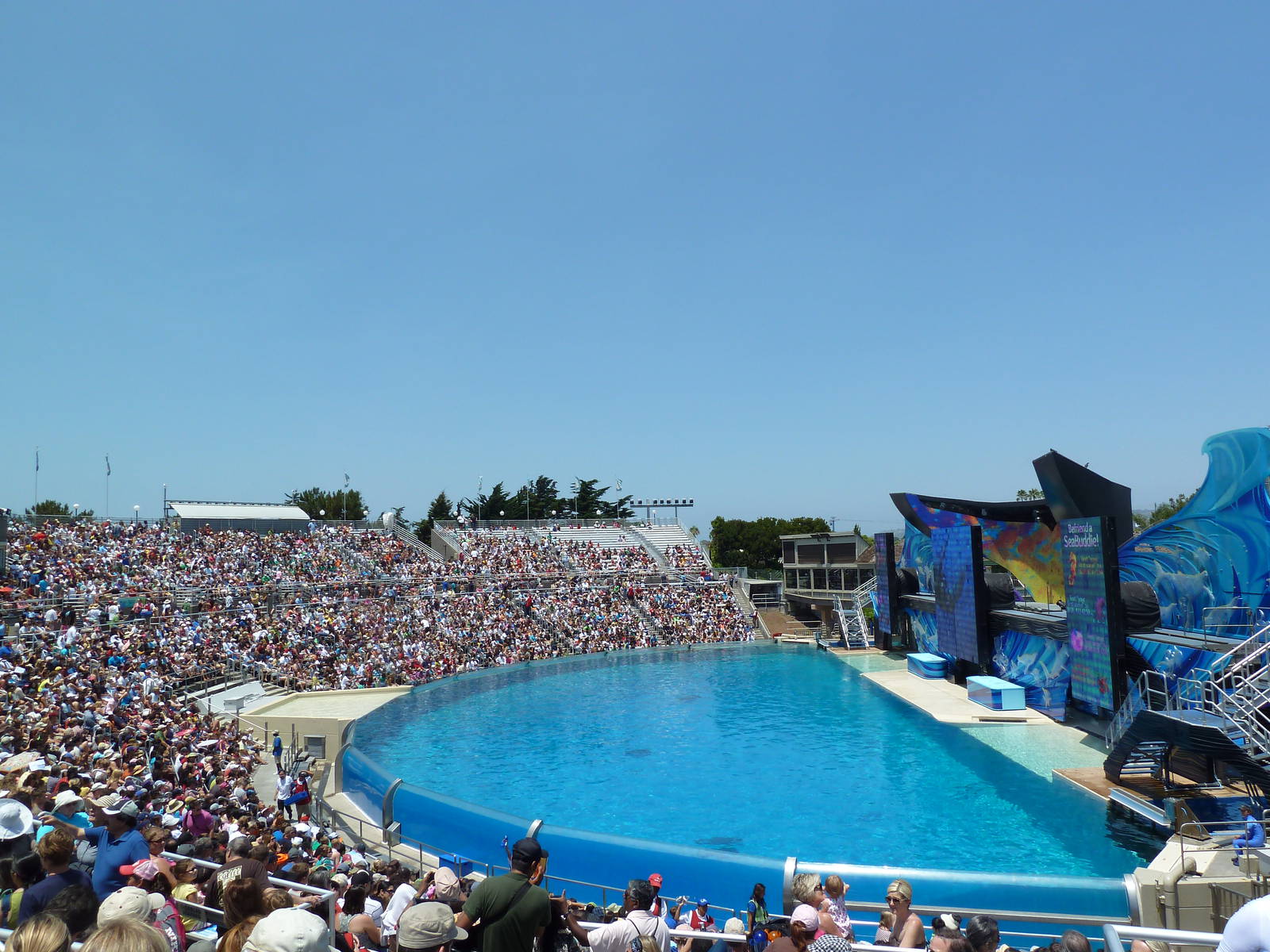 Shamu Stadium