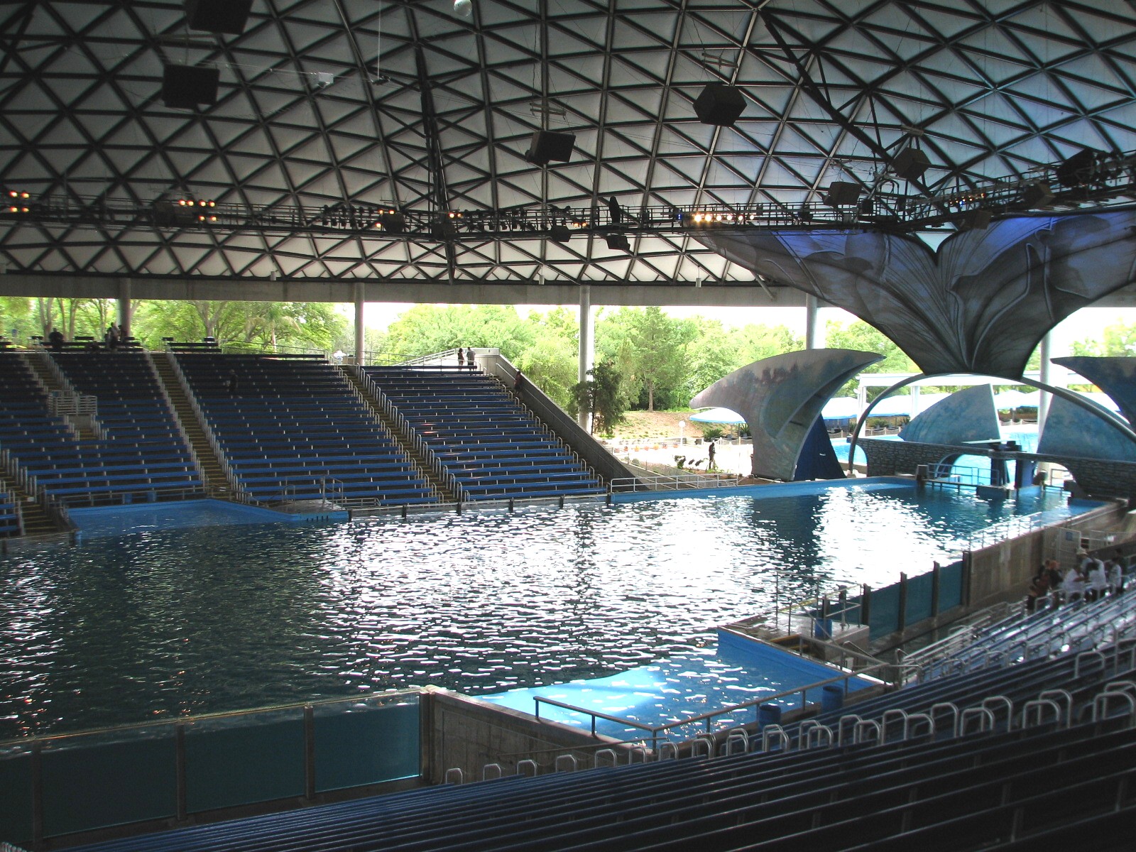 Shamu Theater - Believe!
