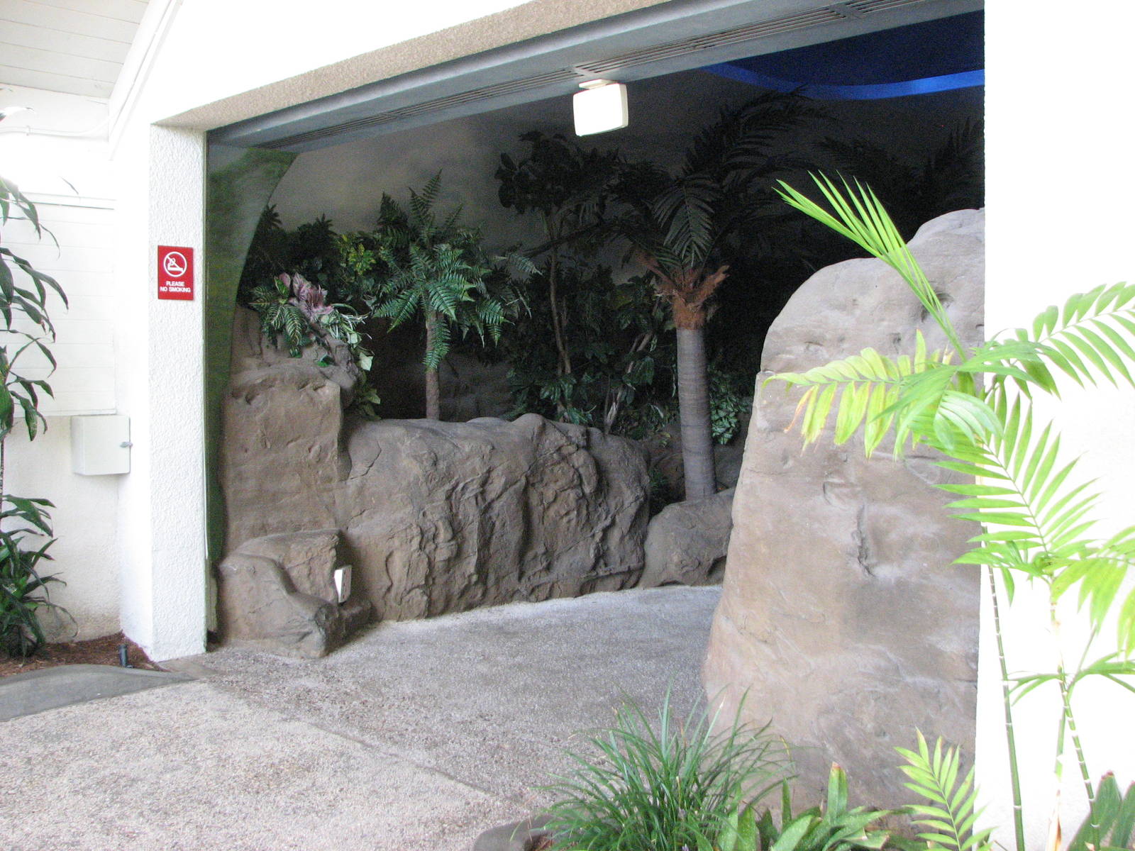 Shark Encounter - Entrance