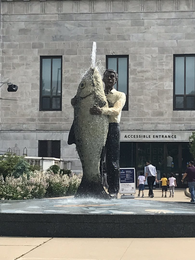Shedd Aquarium: "Man with Fish"