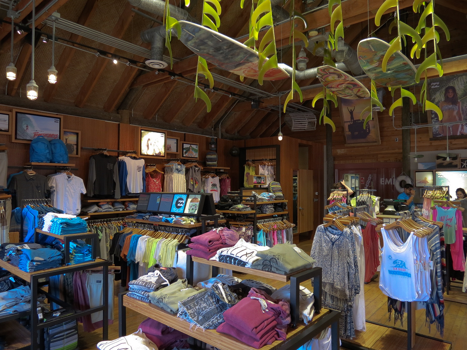 Shipwreck Rapids - Island Traders