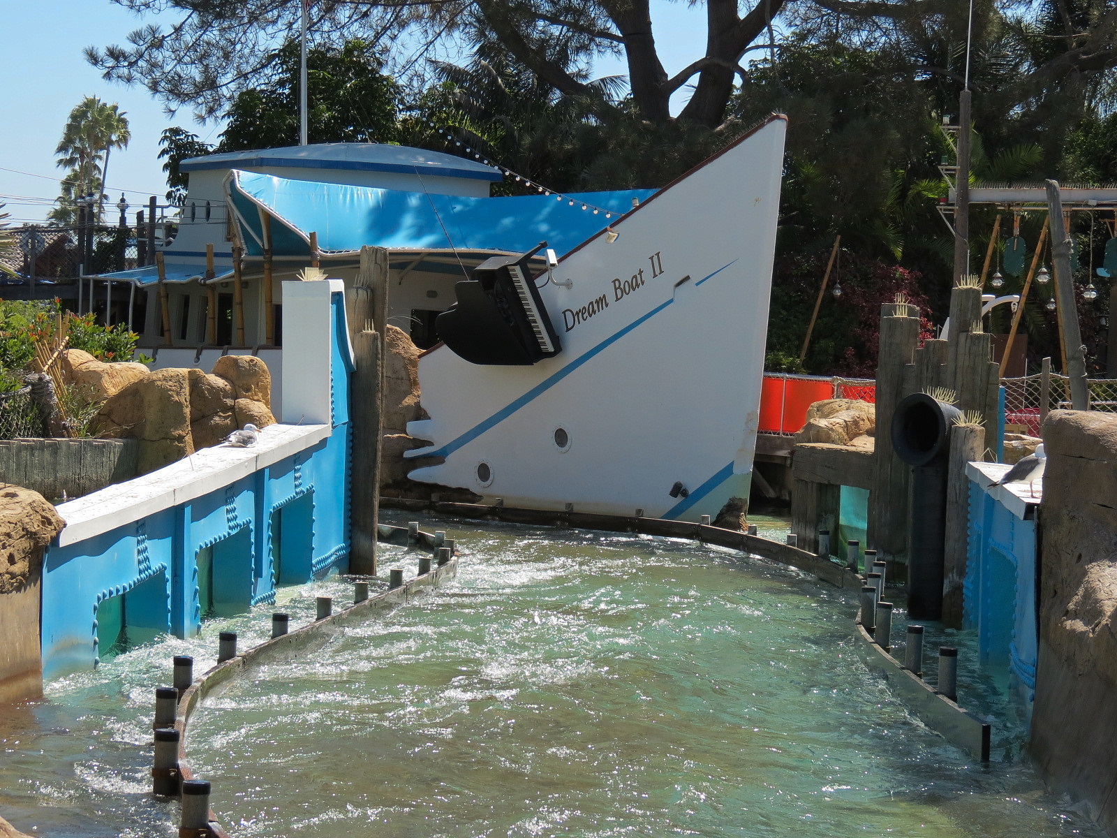Shipwreck Rapids - Ride Between 2 Sea Turtle Exhibits