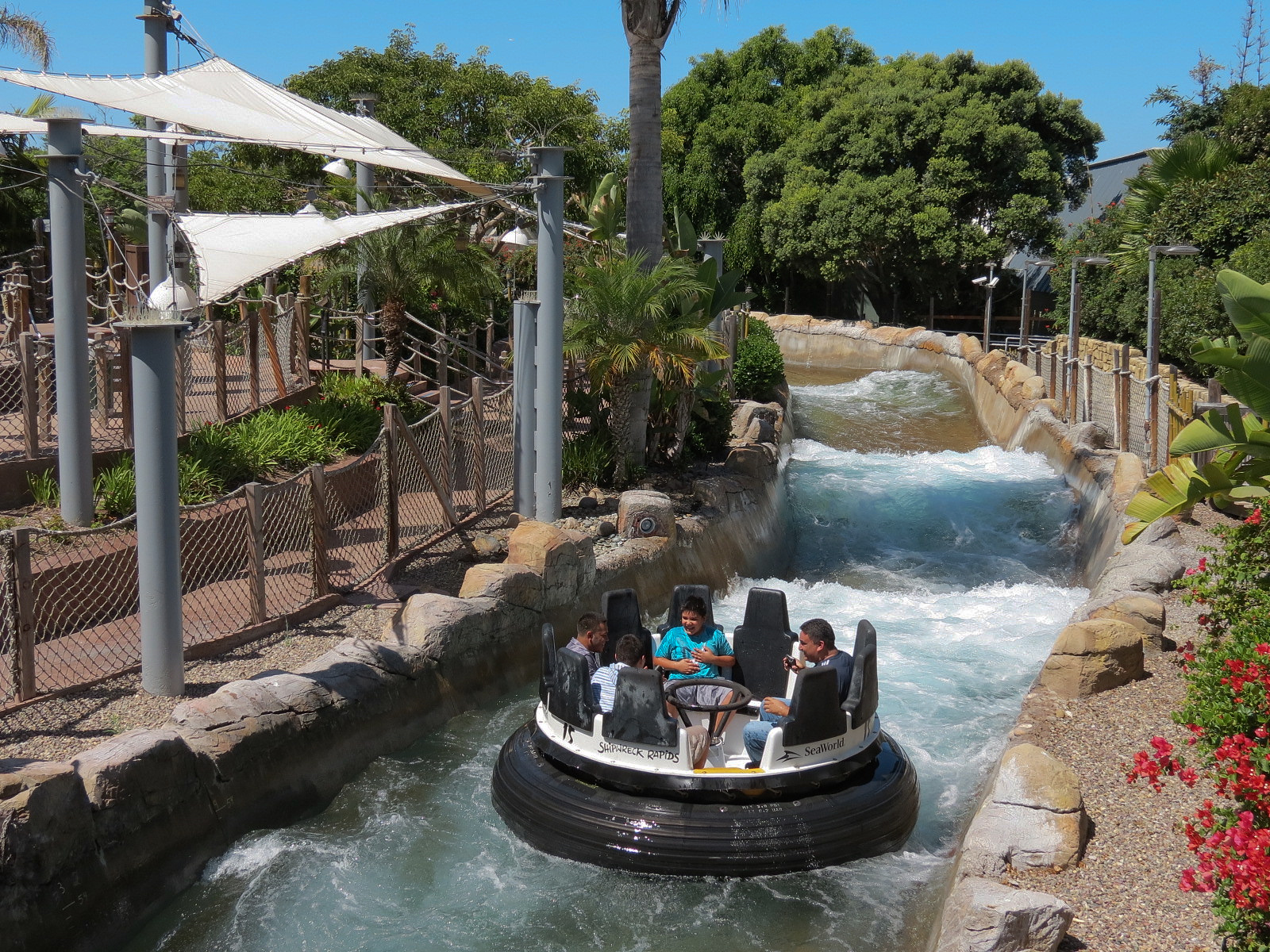Shipwreck Rapids - Ride