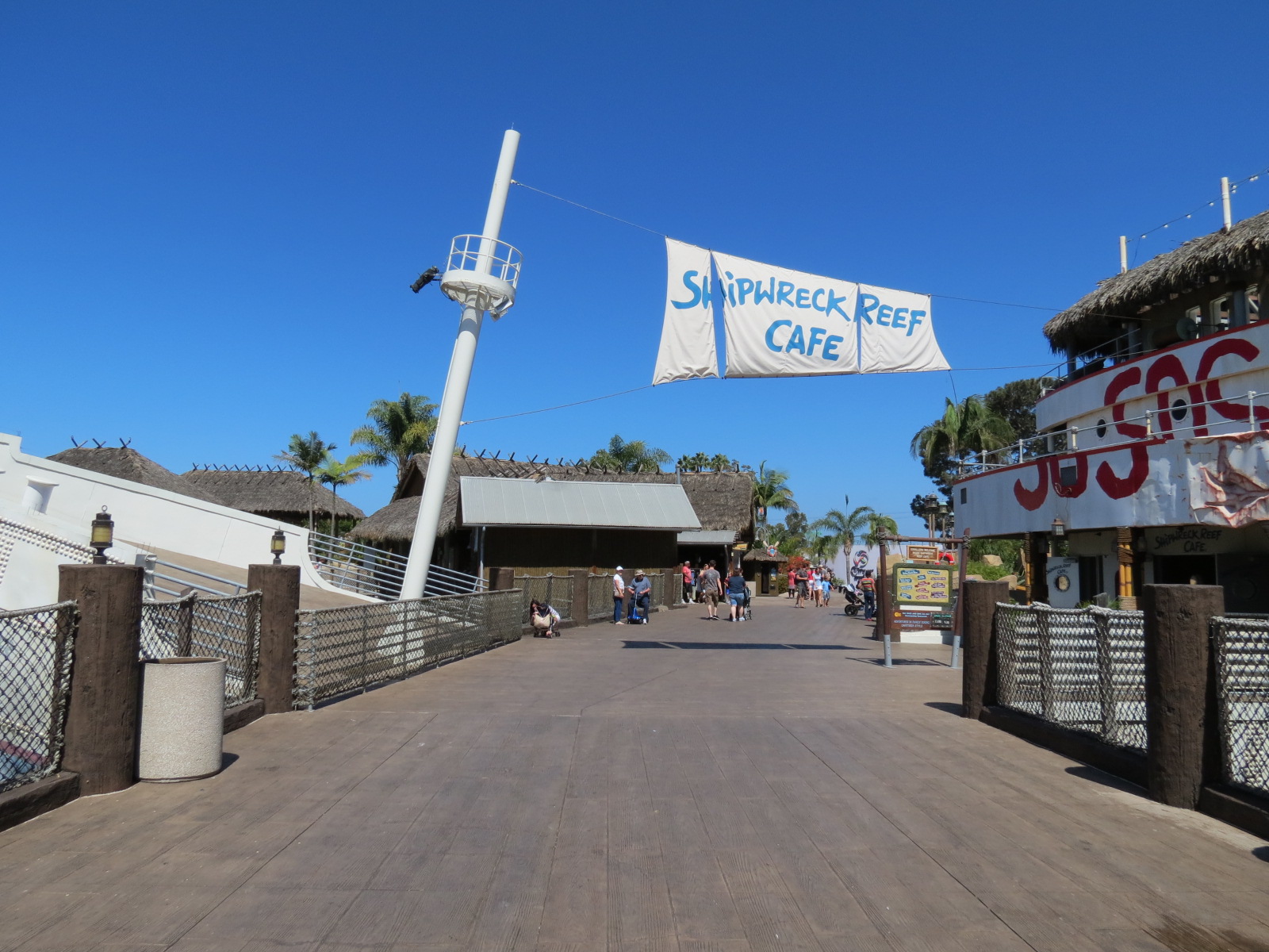 Shipwreck Rapids - Shipwreck Reef Cafe