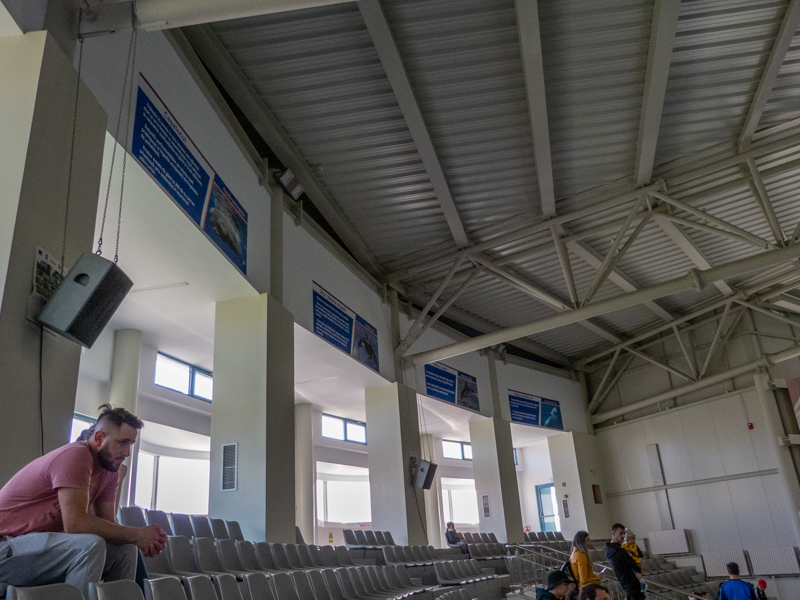 show arena - whale info