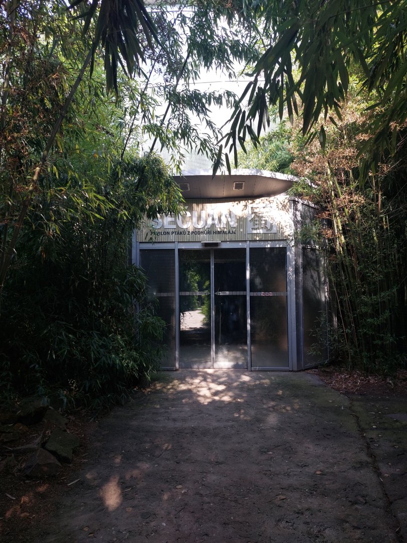 Sichuan house entrance