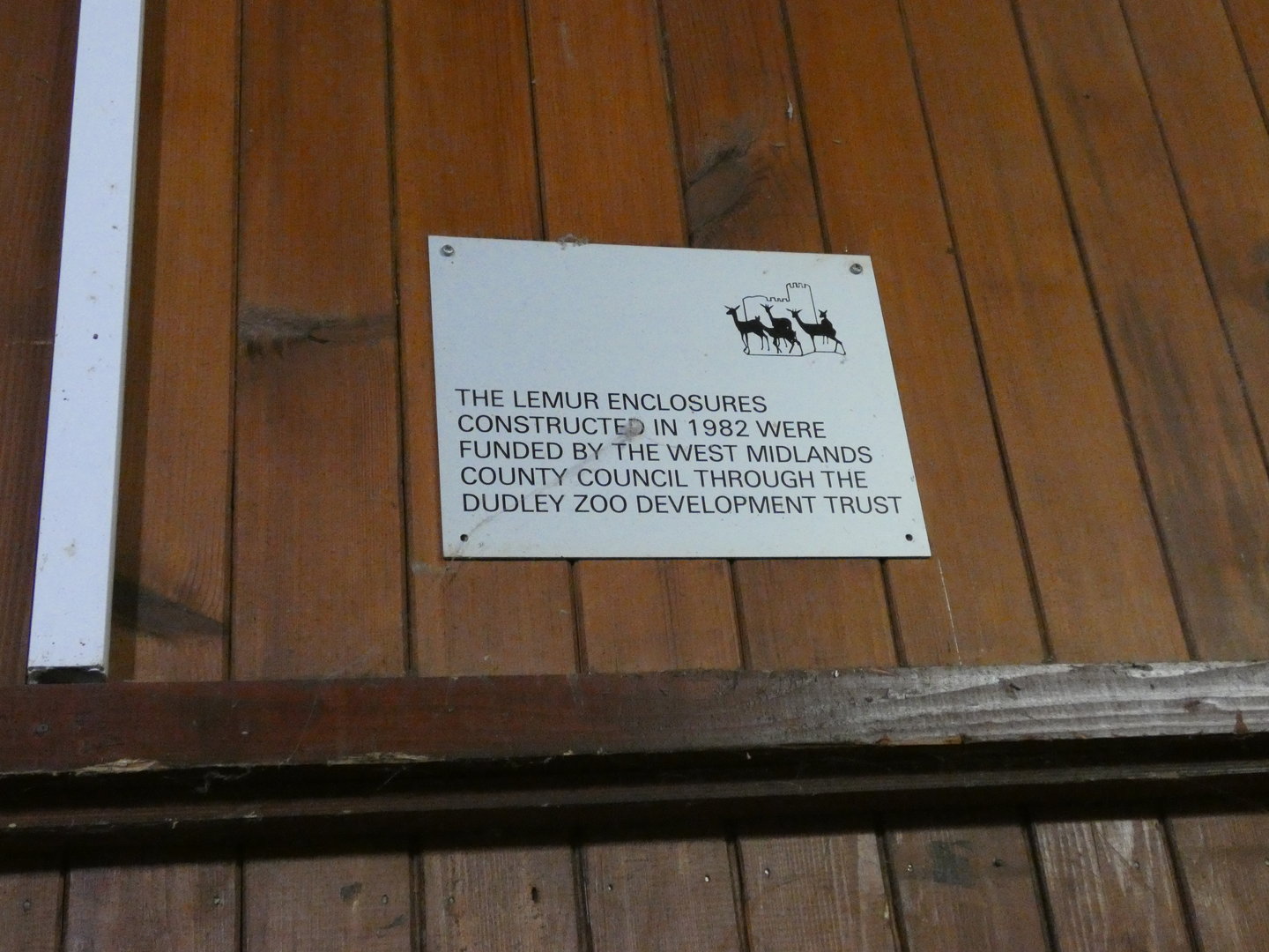 Sign about the opening of the small monkey house