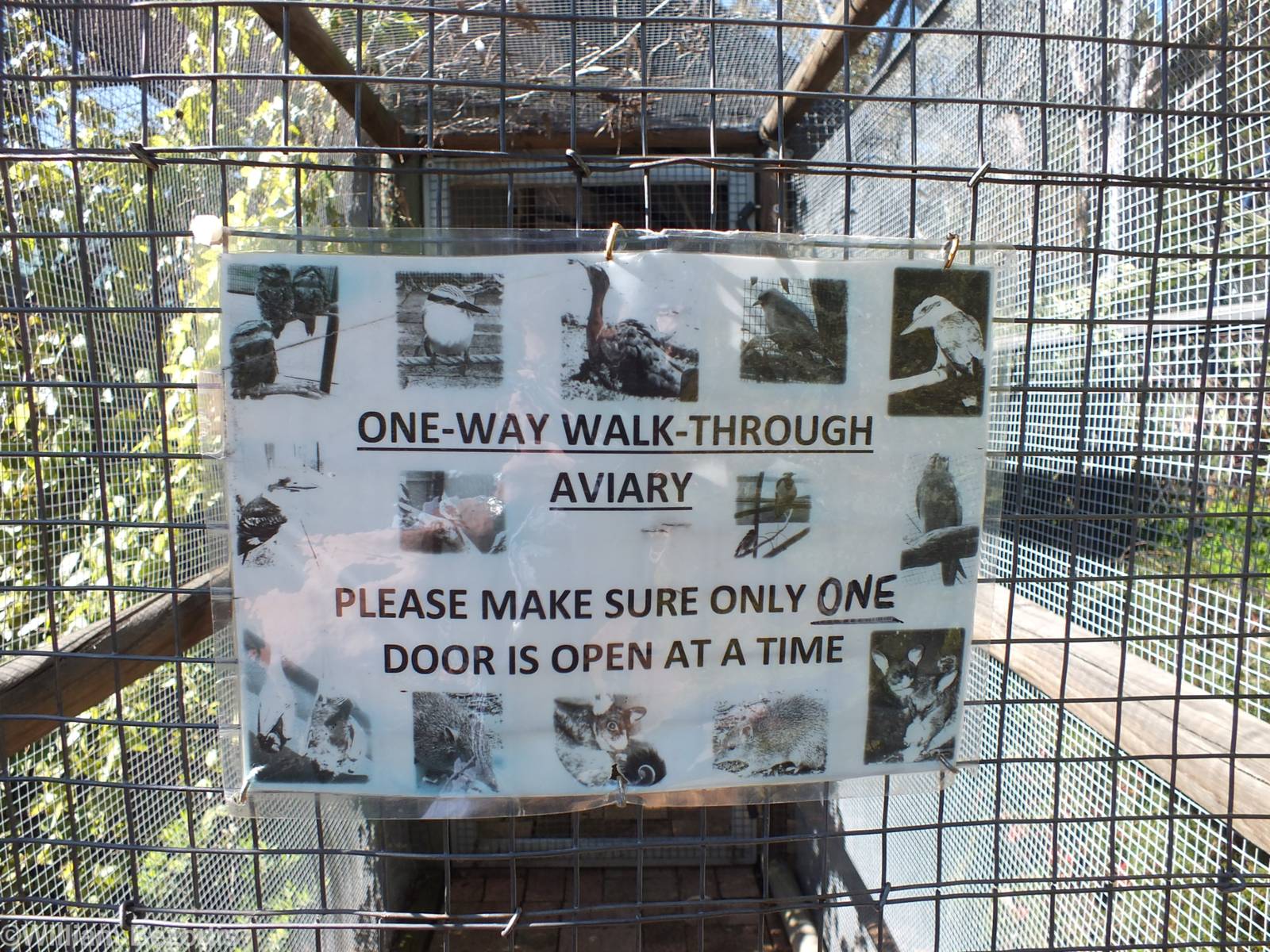 Sign at Entrance to Walkthrough Aviary