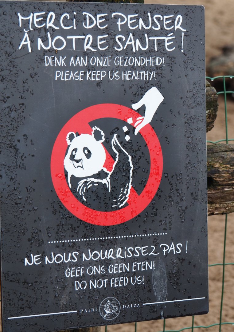 Sign Do not feed the animals, 2019-10-04