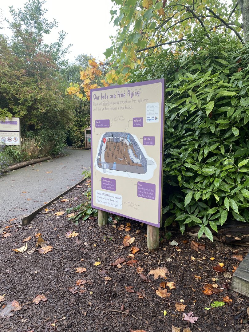 Sign for bats 221022